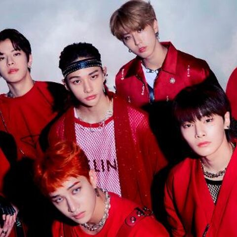 Кружка «К-поп» Stray kids Красная