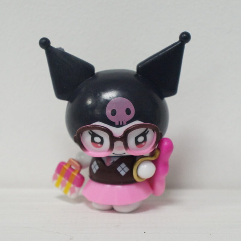Фигурка «Hello Kitty» Куроми в очках
