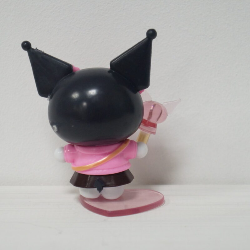 Фигурка «Hello Kitty» Куроми с бантиками и микрофоном — фото 3