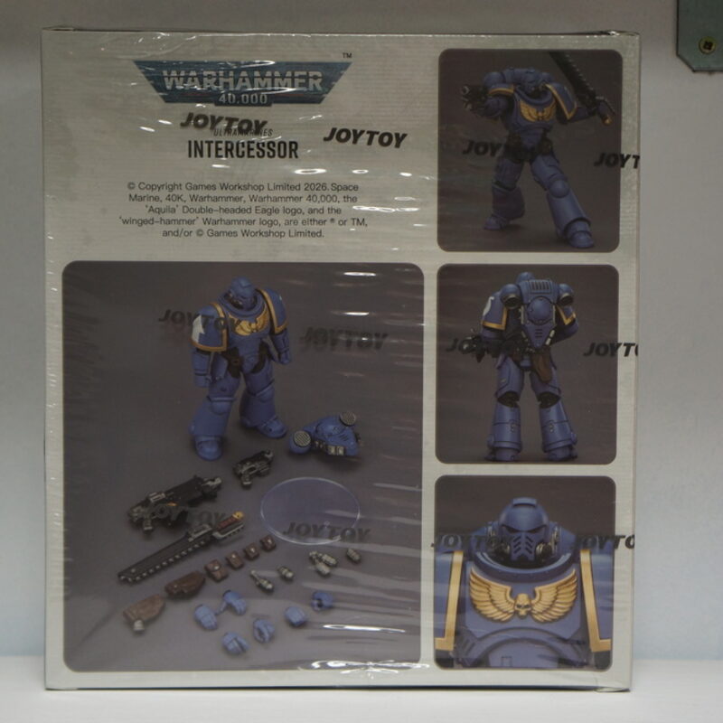 Оригинальная подвижная фигурка JOYTOY Warhammer 1/18 Ультрамарин с болт-винтовкой, болт-пистолетом и цепным мечом — фото 7