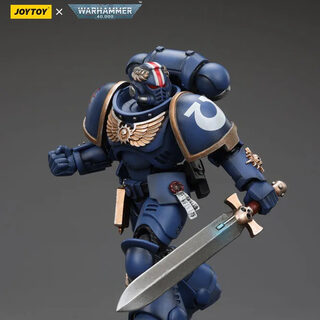 Оригинальная подвижная фигурка JOYTOY Warhammer 1/18 Ультрамарин Примарис Лейтенант с силовым мечом — миниатюра 4