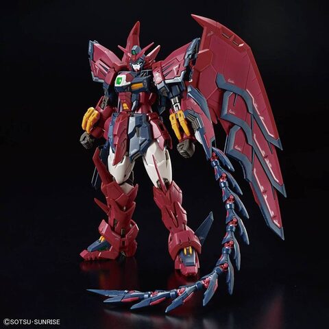 Сборная модель Bandai Gundam большой красный RG