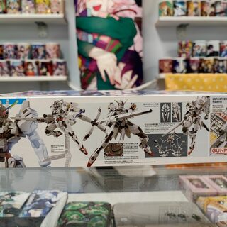Сборная модель Bandai Gundam белый calibarn HG — миниатюра 2