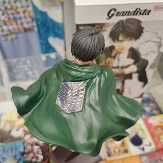 Оригинальная фигурка «Атака Титанов» Леви с плащом — миниатюра 7