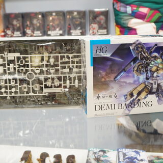 Сборная модель Bandai Gundam Demi Barding HG — миниатюра 6