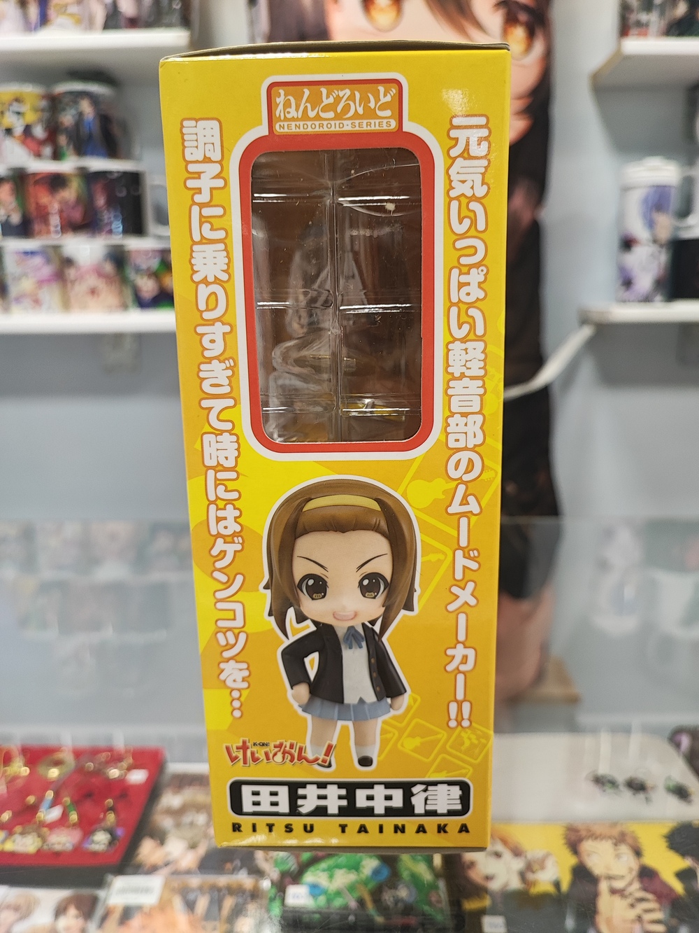 originalnaya-figurka-nendoroid-k-on-ritsu-2.jpg