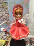 originalnaya-figurka-sakura-sobiratelnitsa-kart-sakura.jpg