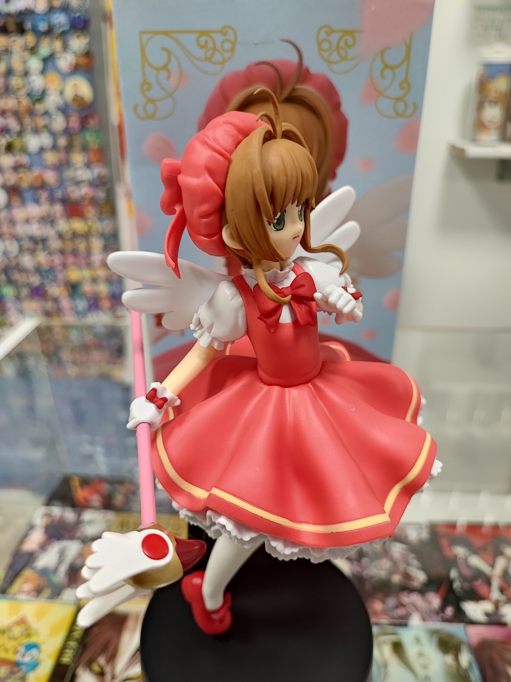 originalnaya-figurka-sakura-sobiratelnitsa-kart-sakura-6.jpg