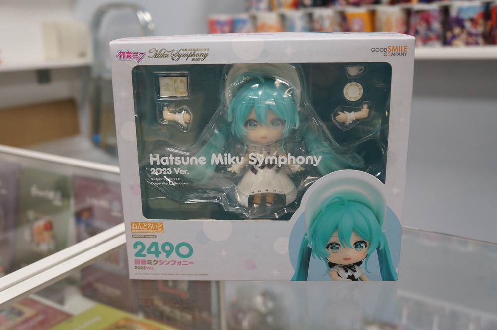 originalnaya-figurka-nendoroid-vokaloidy-hatsune-miku-symphony-2490-3.jpg