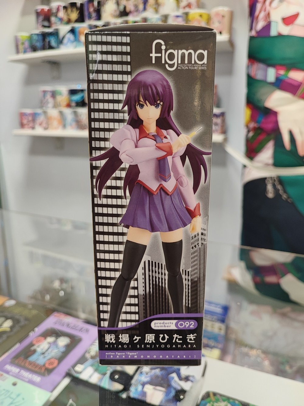 originalnaya-podvizhnaya-figurka-istoriya-monstrov-hitagi-2.jpg