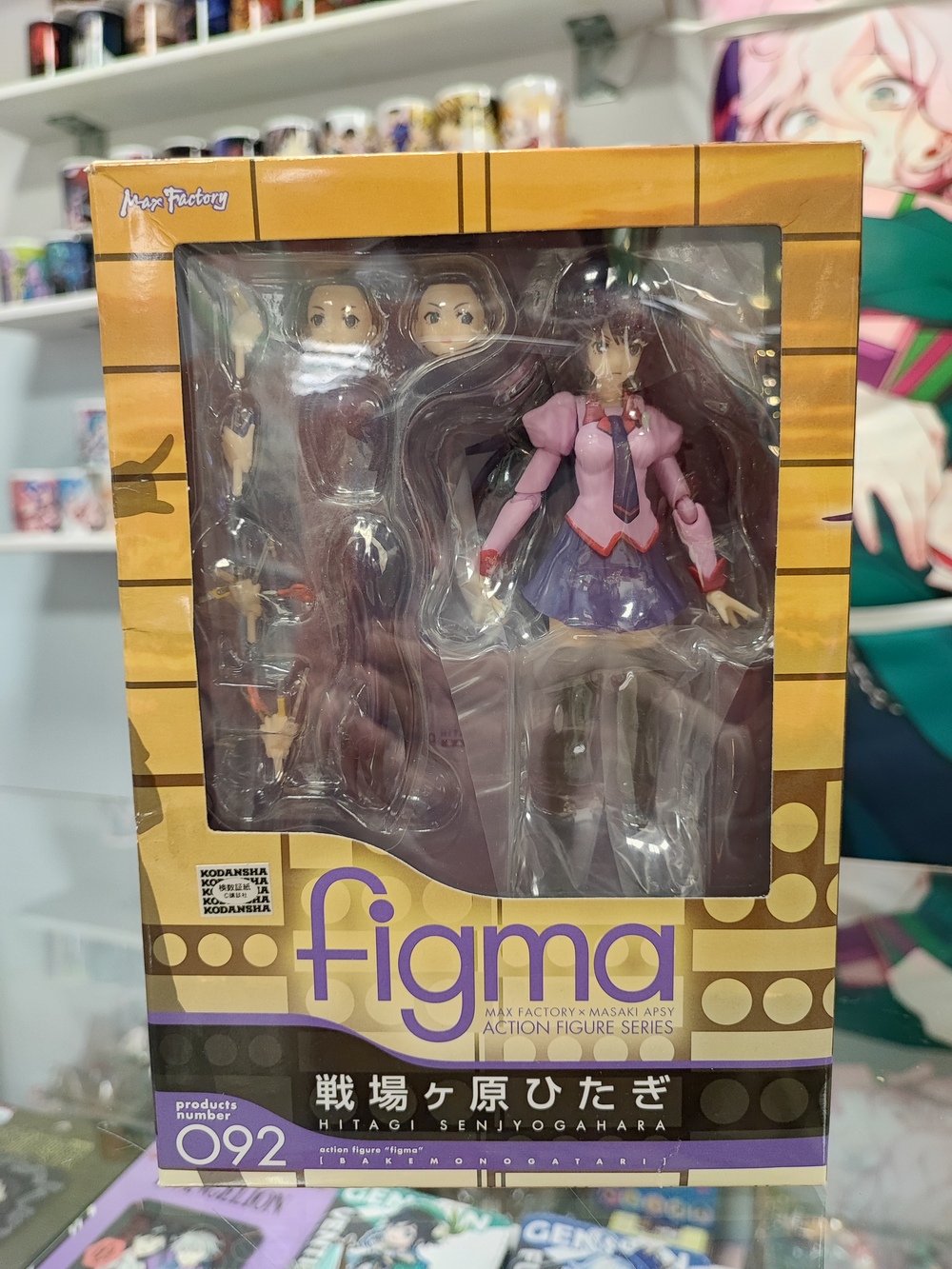 originalnaya-podvizhnaya-figurka-istoriya-monstrov-hitagi-3.jpg