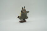 originalnaya-figurka-moj-sosed-totoro-totoro-s-listikom-6.jpg