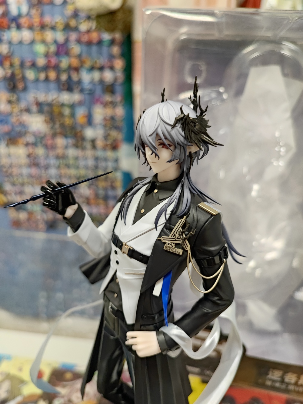 originalnaya-figurka-arknights-logos-3.jpg