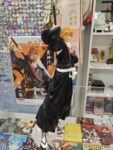 originalnaya-figurka-blich-ichigo-s-mechom-za-spinoj.jpg