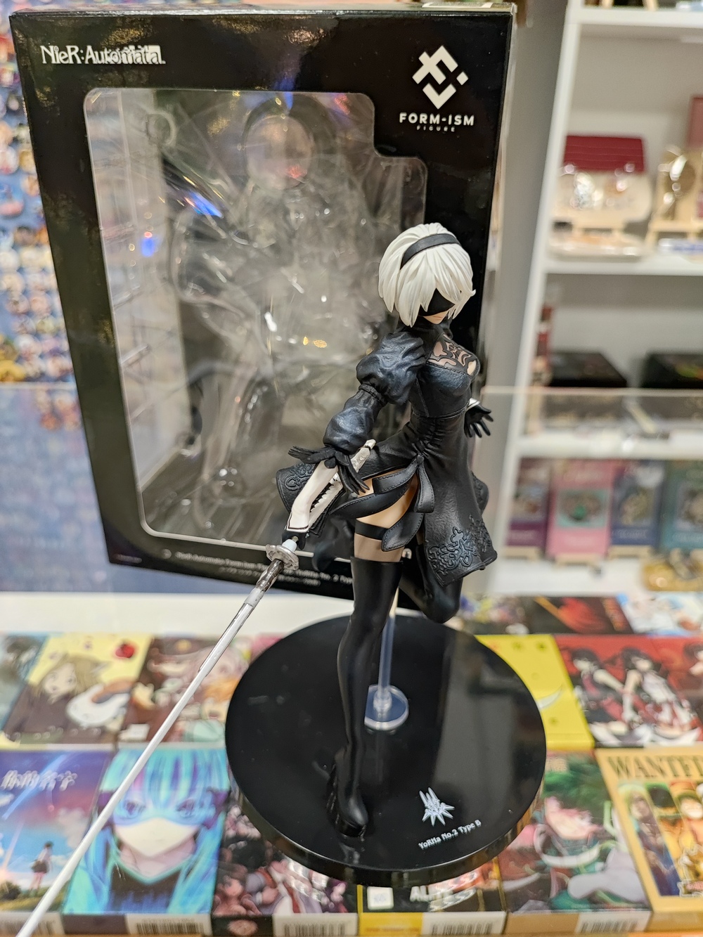 originalnaya-figurka-nier-automata-2b-1.jpg
