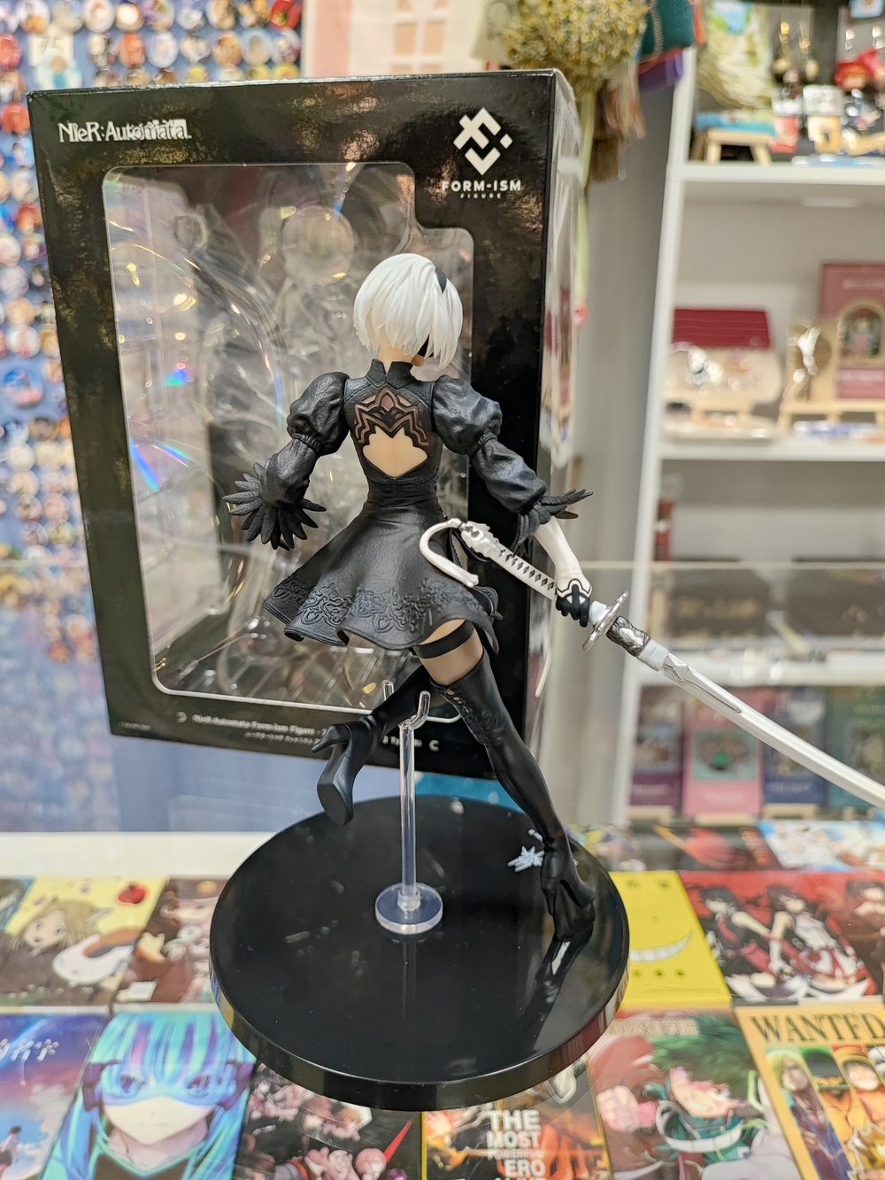 originalnaya-figurka-nier-automata-2b-2.jpg