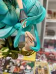 originalnaya-figurka-vokaloidy-miku-rozy-9.jpg