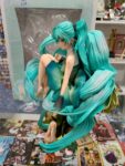 originalnaya-figurka-vokaloidy-miku-rozy-9.jpg