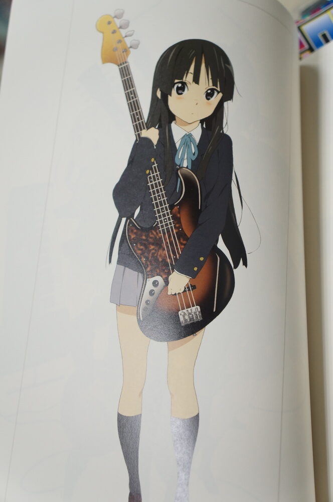 originalnyj-yaponskij-artbuk-k-on-2.jpg