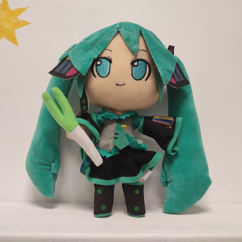 plyushevaya-igrushka-vokaloidy-hatsune-miku-1.jpg