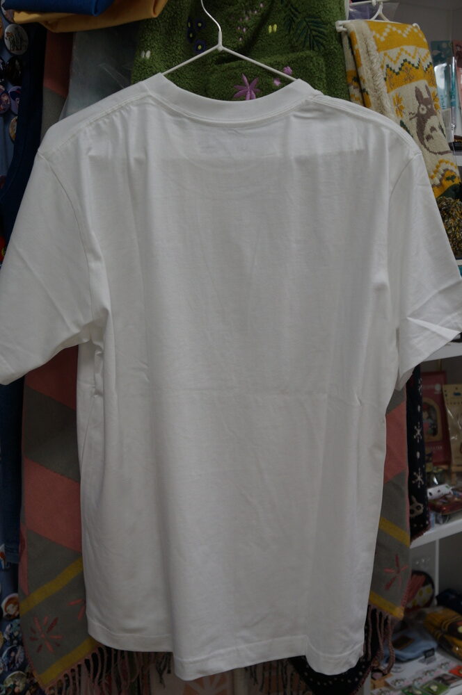 futbolka-uniqlo-van-pis-belaya-m-1.jpg