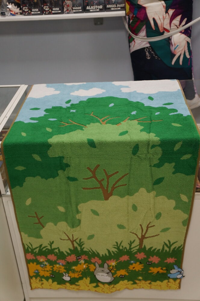 polotentse-moj-sosed-totoro-derevya-60h120-1.jpg
