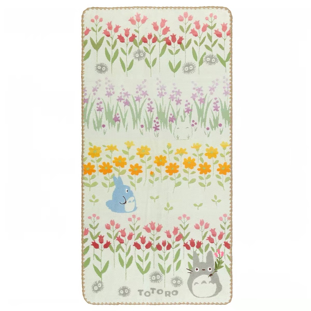 polotentse-moj-sosed-totoro-s-tsvetami-60h120.jpg
