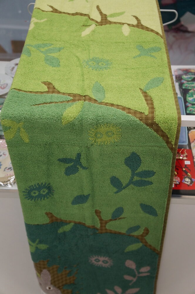 polotentse-moj-sosed-totoro-zelenoe-60h120-1.jpg