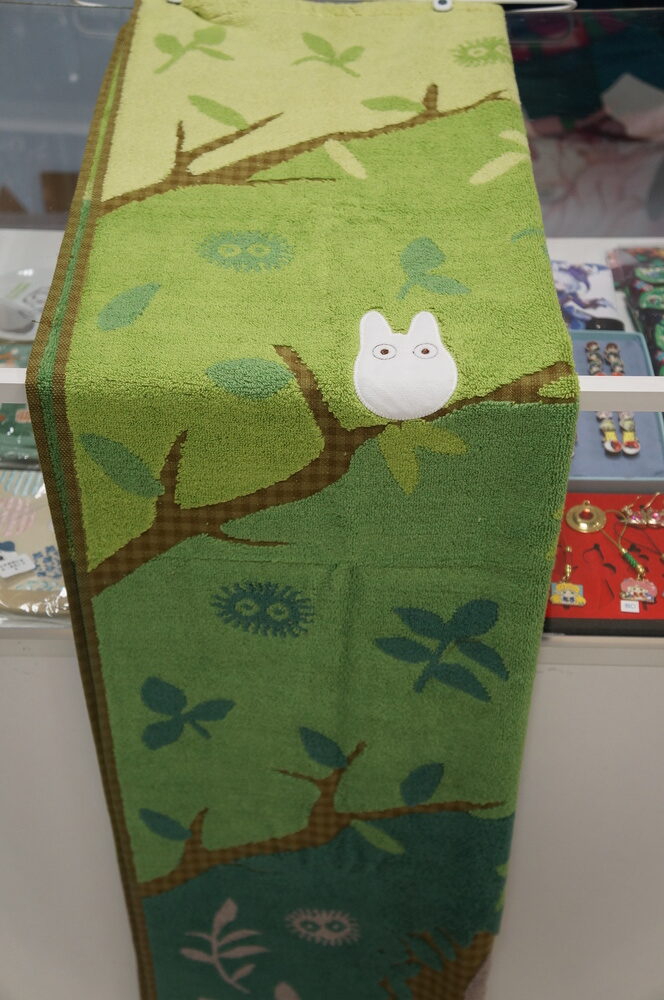 polotentse-moj-sosed-totoro-zelenoe-60h120-2.jpg